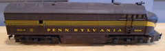 VINTAGE AHM TEMPO HO SCALE PENNSYLVANIA #9506-A NON-POWERED DIESEL
