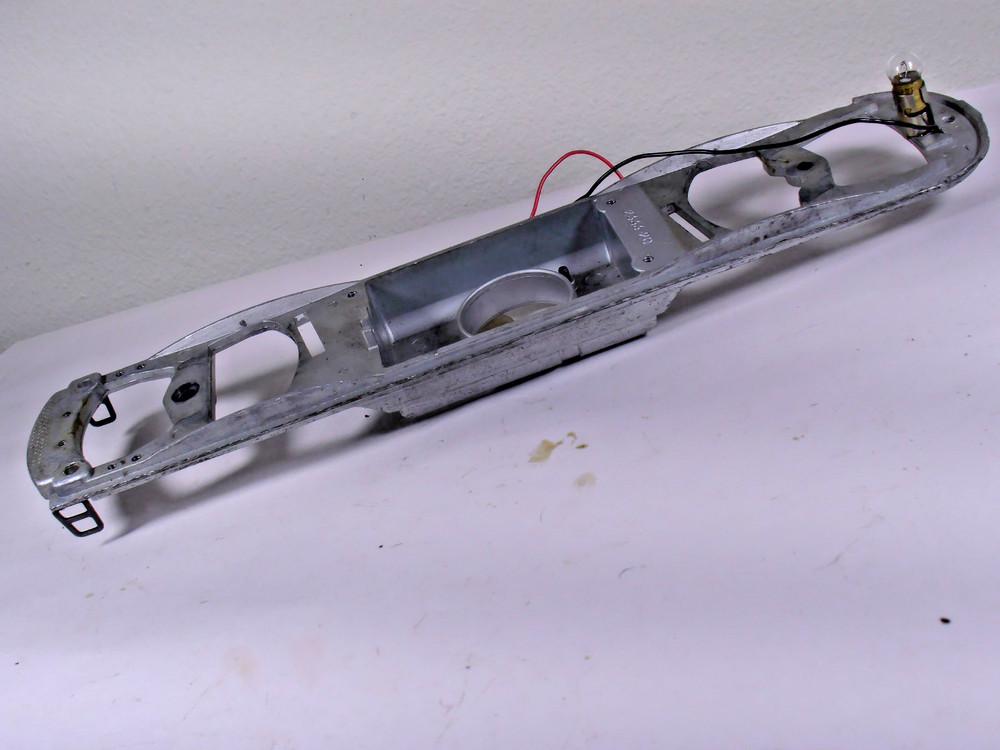 Vintage Original Lionel 2343 F3 Power A Unit Frame, clean battery compartment