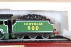 ATLAS EDITIONS SOUTHERN 4-4-0 SCHOOLS LOCOMOTIVE 900 ETON DISPLAY MODEL op