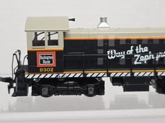 Atlas HO Scale 8703 Burlington Route ALCO S-2 Diesel Switcher 9302 NOS