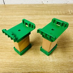 Green Track Riser x2 – Thomas The Tank Engine & Friends Wooden Railway Trains