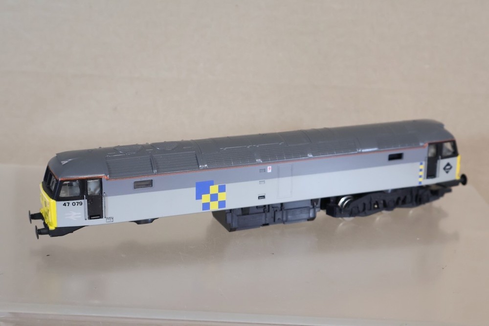 HORNBY BODY for BR RAILFREIGHT CLASS 47 DIESEL LOCOMOTIVE 47079 op