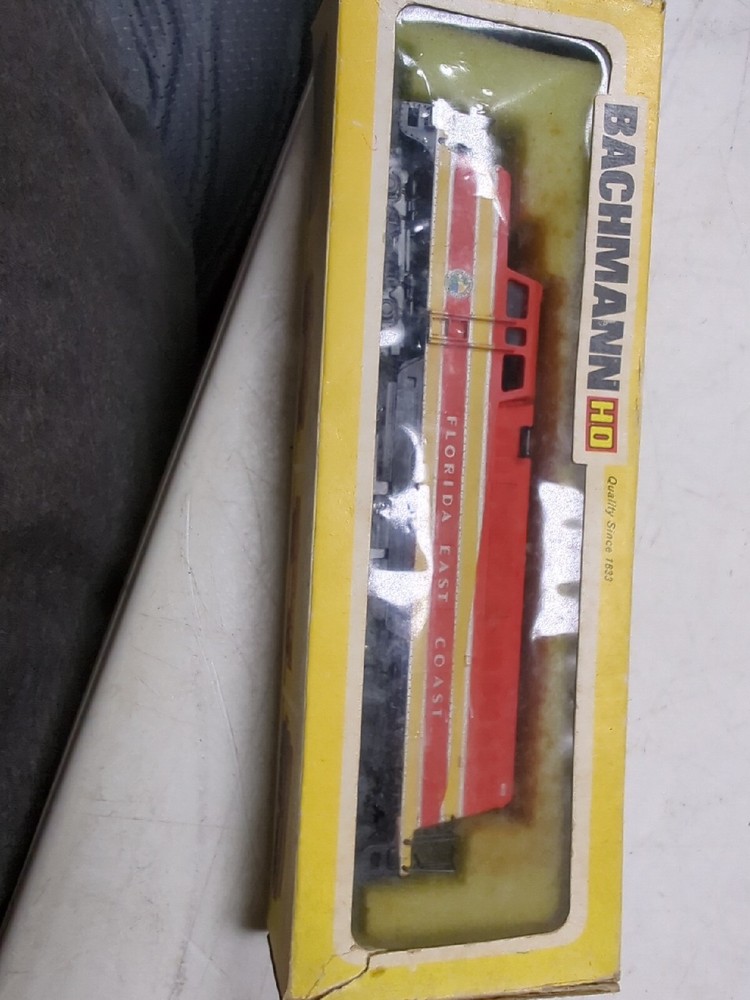 Bachmann HO Florida East Coast Diesel Locomotive