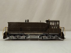 HO Athearn #444 EJ&E diesel engine, custom painted