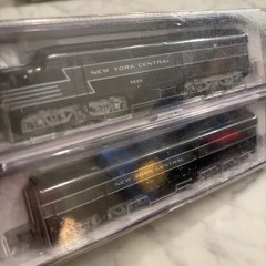 Life-Like N scale Erie Built New York Central Set A & B Units 7490 NYC 5002 5101
