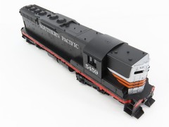 HO Scale Athearn 3807 SP Southern Pacific “Black Widow” EMD SD9 Diesel #5459