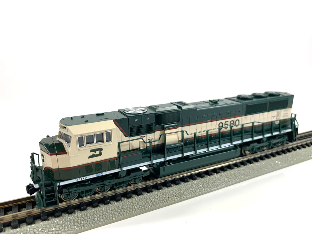 Kato 176-6501 Burlington Northern BN EMD SD70 Mac #9580, N Gauge