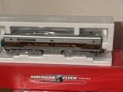 S GAUGE AMERICAN FLYER/LIONEL #6-49606 SILVER FLASH PASSENGER SET UNUSED