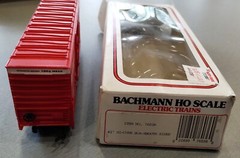 HO Scale Bachmann Burlington Route CB&Q 19820 41′ Hi-Cube Box Car Model Train