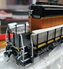 Intermountain Railway SD40-2 Locomotive With Sound BNSF New Image Car# 7888