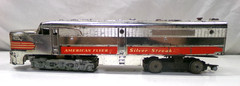 S scale American Flyer Silver Streak diesel engine (lot 0373)