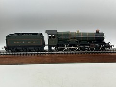 OO Airfix 54124-2 GWR 4-6-0 Castle Class ‘Caerphilly Castle’ – (AS IS)
