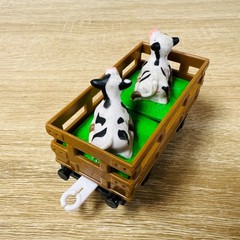Brown Farm Animal Cart with Cows – Thomas & Friends Trackmaster TOMY Trains