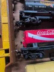 HO Athearn Union Pacific EMD F9 diesel loco #8001 + 2 switchers+ 5 rolling stock