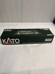 Kato HO Southern Pacific NW2 1313 Diesel Locomotive 37-1010
