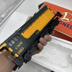 LIONEL 6-18876 C&NW 1053 H12-44 SWITCHER LOCOMOTIVE CHICAGO & NORTHWESTERN