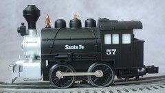 Lionel Junction Santa Fe Steam Switcher Locomotive 57 with Remote And Caboose