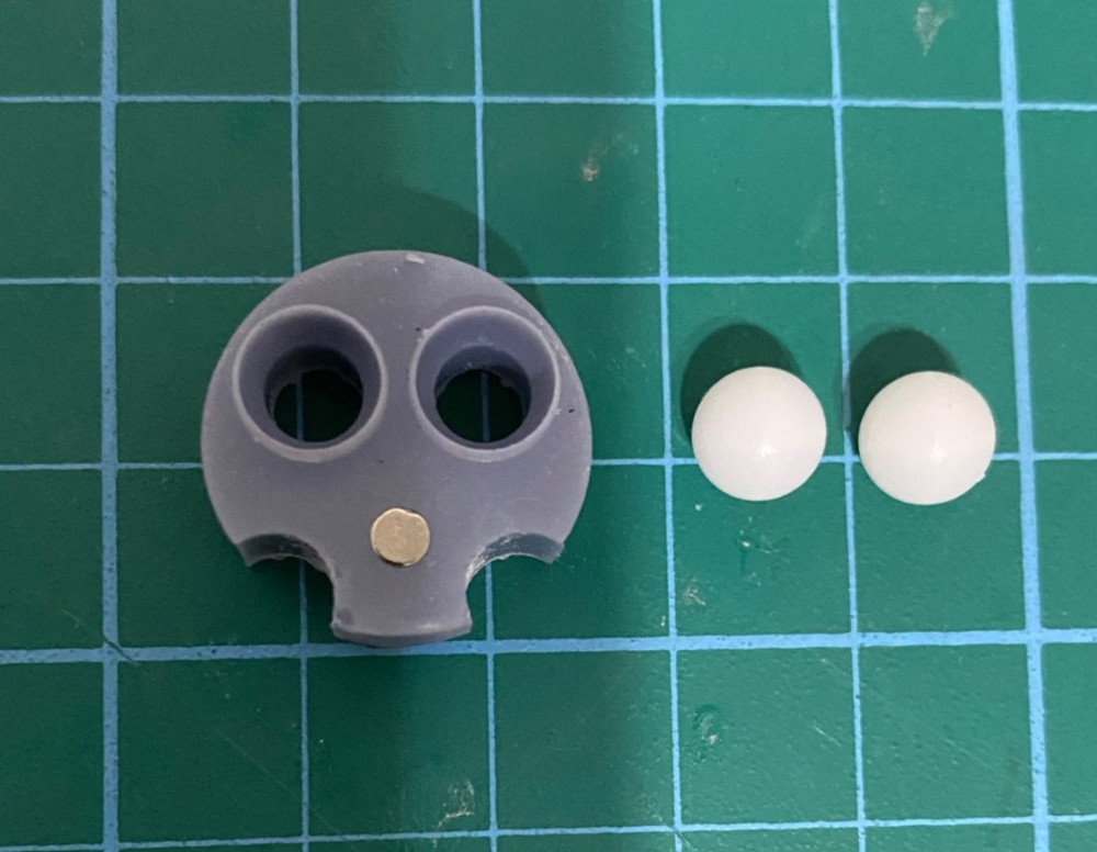 Custom HO/OO Bachmann James Magnetic Eye Bracket MKII