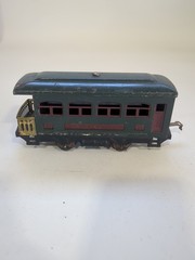1934-42 Prewar Lionel No. 630 Red, green & gold Observation Passenger Train Car