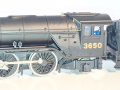 Bachmann 31556 V2 3650 LNER Wartime Black. Excellent Used cond. OO scale. Boxed
