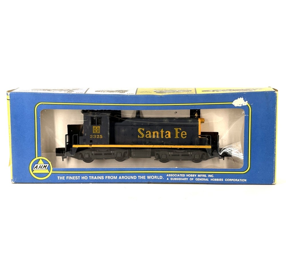 AHM HO Scale 2325 Santa Fe SW-1 Dummy Diesel Locomotive Black Yellow Yugoslavia
