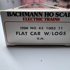 HO SCALE BACHMANN GREAT NORTHERN Flatcar W/Logs 42764