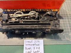 Lionel Train 229 Diecast 2-4-2 Steam Locomotive w/Light RUNS w/Box & Insert LotC