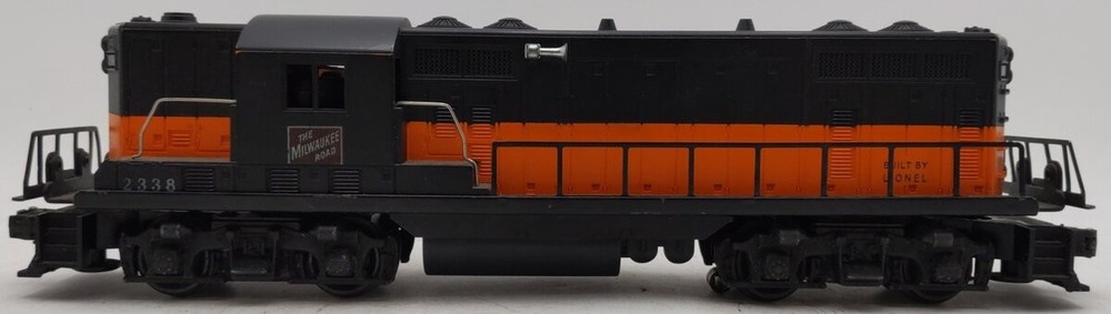 Lionel 6-38305 Conventional Classics Milwaukee GP-7 Diesel Locomotive #2338