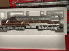 S GAUGE AMERICAN FLYER/LIONEL #6-49606 SILVER FLASH PASSENGER SET UNUSED