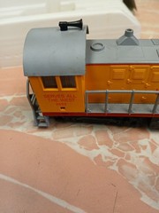 MODEL POWER ALCO 1000 HP YARD SWITCHER model, 6833 locomotive # 2452 READ NOS