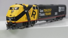 Athearn Genesis ATHG81237 P42DC Amtrak “Operation Lifesaver” #203 DCC Ready
