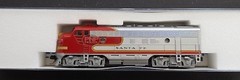 Kato 176-061 EMD F7-A Duel Headlight Santa Fe Rd# DC old mech Pre-Owned