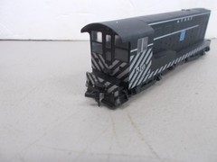 WALTHERS # 932-1306 ~ ATSF FAIRBANKS – MORSE H12-44 LOCOMOTIVE # 516 ~HO SCALE