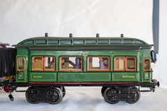 Extremely Rare Marklin 4-4-0 E.1021 Clockwork 1-gauge Passenger Train Set