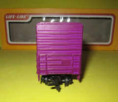 Life Like Good N Plenty 50′ Box Car HO Scale Train Billboard Ad Charle Says