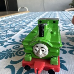 ERTL Thomas and Friends, Duck, 1990 Diecast Green Black Red Locomotive Number 8