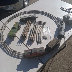 Vintage Marx Train Locomotive 4cars Track Transformer