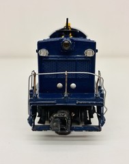 Lionel Postwar Chesapeake & Ohio NW-2 Diesel Switcher 624 w/ Box Runs & Lights