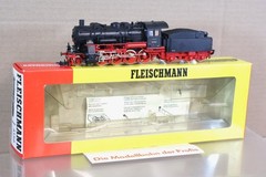 FLEISCHMANN 4156 DR 2-8-0 CLASS BR 56 2048 LOCOMOTIVE BOXED on