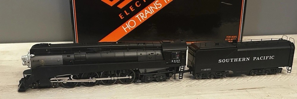 MTH 4-8-4 GS-4 Steam Engine HO Scale SP Southern Pacific #4437 DCC 80-3115-1