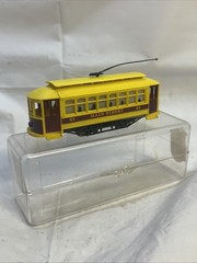 TYCO HO #214B HO Trolley Car Main Street 65 Yellow Burgundy With Case WORKS!