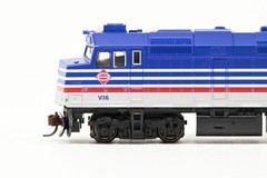 N Kato 176-9001 VRE Virginia Rail Express EMD F40PH No. V36 LOOSE SHELL