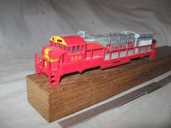 X4070 HO BACHMAN SANTA FE RR 350 GE U36B DIESEL LOCO BODY SHELL
