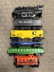 + Lionel O Gauge 2-4-0 Rio Grande Steam Locomotive & Tender 4 Car Freight Set