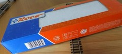 Roco 43943 HO gauge ÖBB 1044 electric locomotive in red livery
