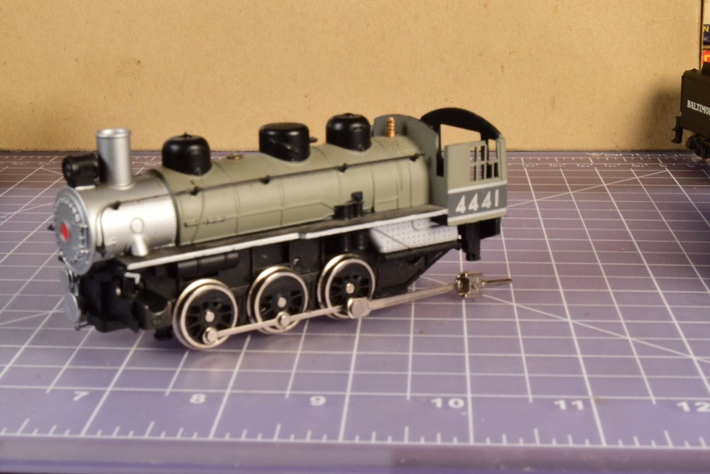 Bachmann 0-6-0 4441 works, missing stuff, Parts or Repair WVR