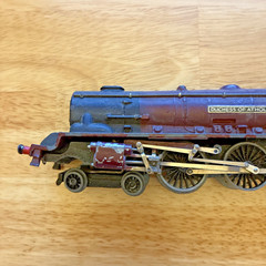 Hornby Dublo HO 3 Rail Train for Parts or Restoration – not running
