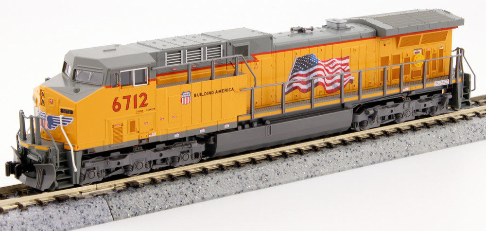 KATO 1767040 N SCALE AC4400CW Union Pacific “Flag” #6730 DC, DCC READY 176-7040