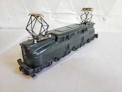 1947-1949 Lionel 2332 Pennsylvania Railroad Brunswick Green GG1 #2332 O Gauge