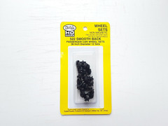 Kadee H0 scale #522 Smooth B ack Passenger Car Wheel Sets 36″ Dia.